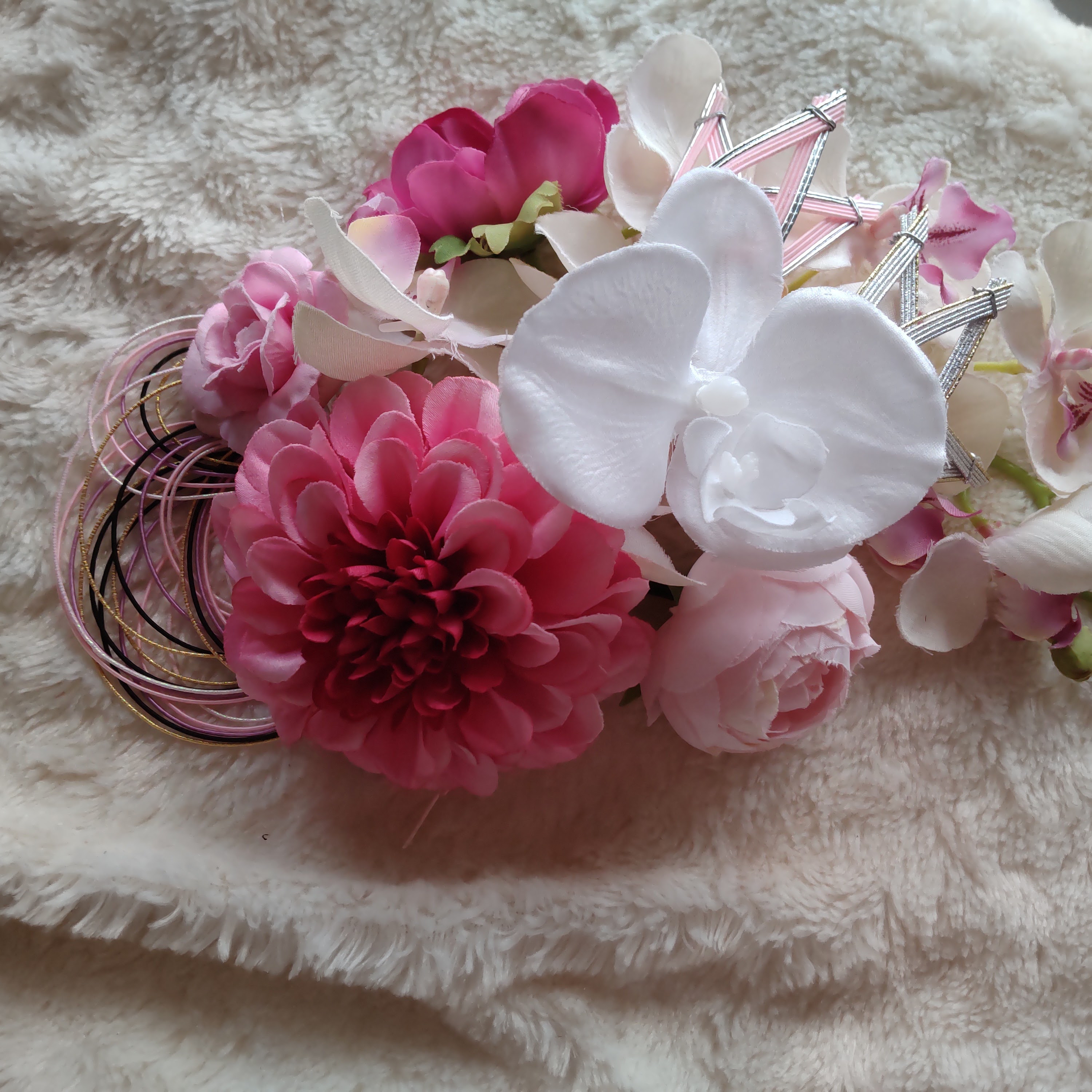 造花髪飾り　ピンクジニア　ファレノ　アネモネ　ラナンキュラス