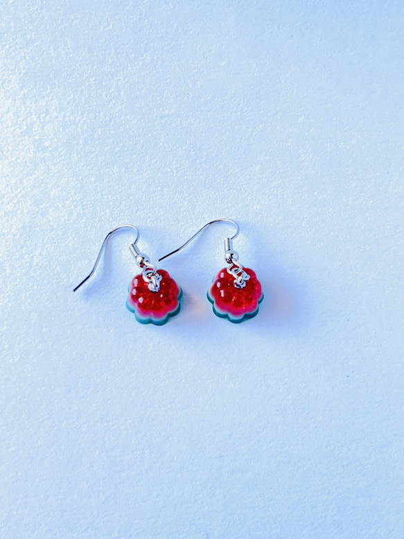 すいかゼリーのピアス　レジン　夏　プチギフト 4枚目の画像
