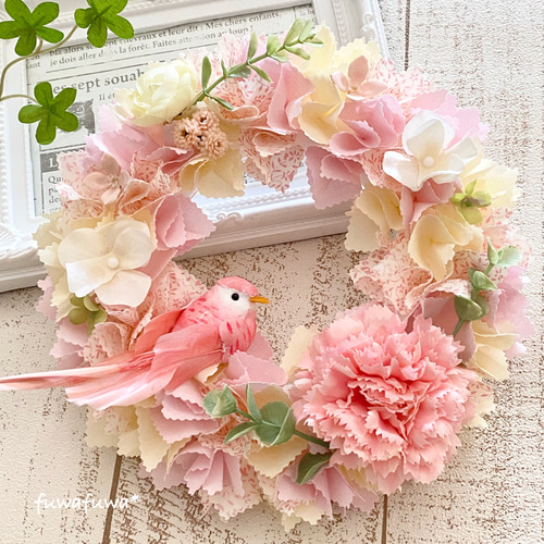 母の日にも♪】小鳥とお花の布リース〜カーネーションと紫陽花と鳥さん