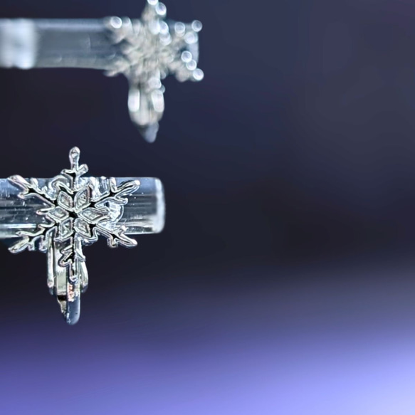 雪のささやき　本物の雪の結晶ピアス（イヤリング）　サージカルステンレス　ニッケルフリーメッキ　 9枚目の画像