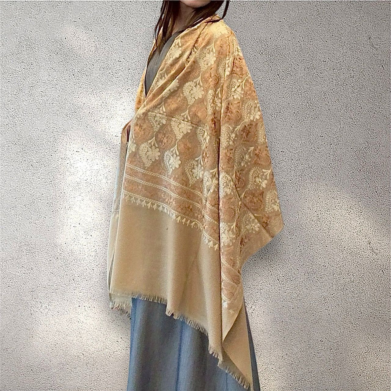 ショール ストール シルク 大判 パシュミナ ベージュ ブラウン シルク糸 刺繍 一点物 ハンドメイド カシミール