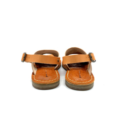 【grow naturally】ハンドメイド栃木レザーサンダル　キャメル 3枚目の画像