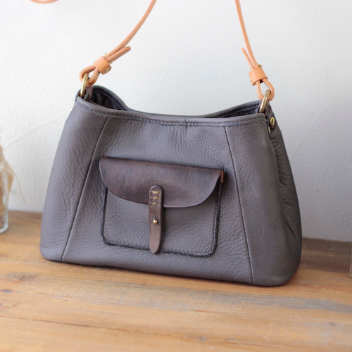 ディアスキン　ショルダーバッグ　焦茶 ディアスキン ショルダーバッグ 焦茶