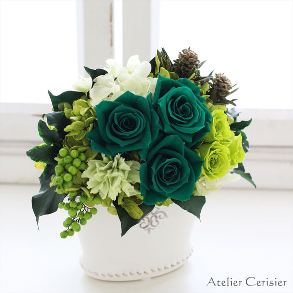 プリザーブドフラワー＜ララ＞グリーン アレンジメント 緑の薔薇 【お祝い】母の日 3枚目の画像