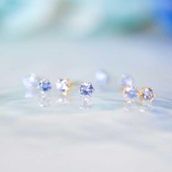 【小さなブルーサファイアの一粒スタッドピアス】青 / 3mm / 天然石 / つけっぱなしok 8枚目の画像