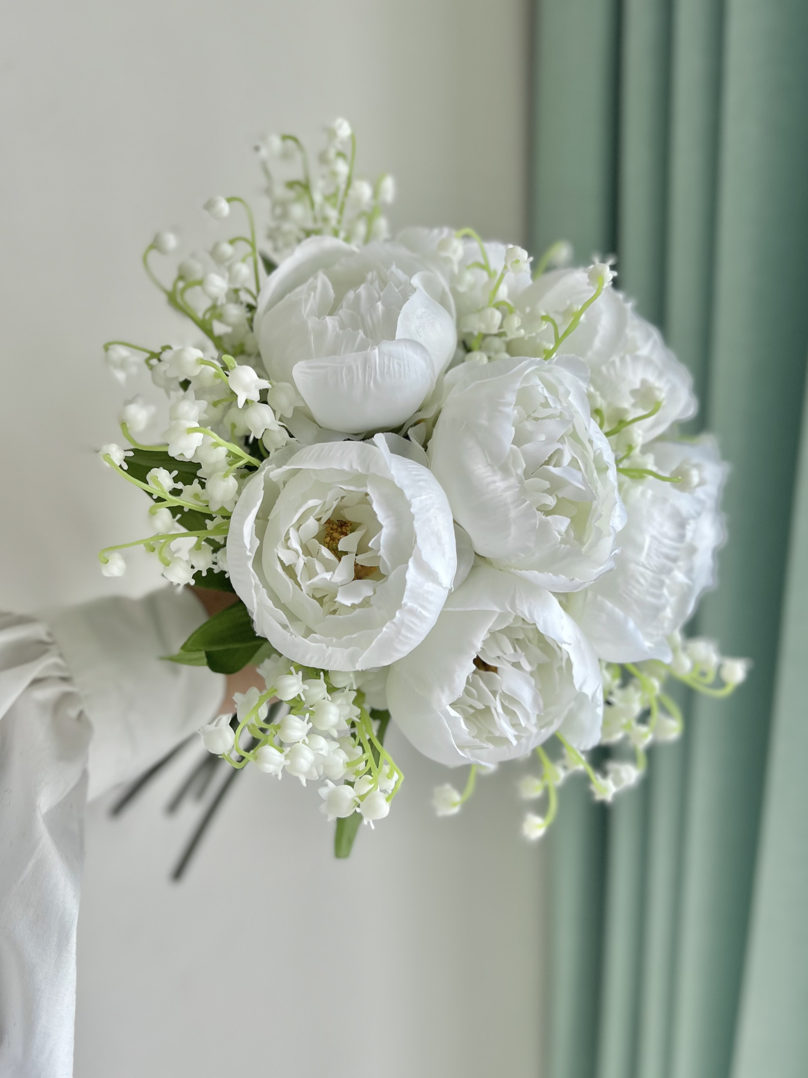 ピオニーとスズランのブーケ　アーティフィシャルフラワー