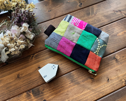 【専用】ミナペルホネン ハンドメイド　パッチワークポーチ ハンドメイド ミナペルホネン ポーチ パッチワーク ポーチ CARDINAL