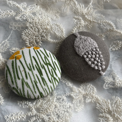 レア＊wolf＆flower、オオカミさんブローチ〇ミナペルホネン ブローチ