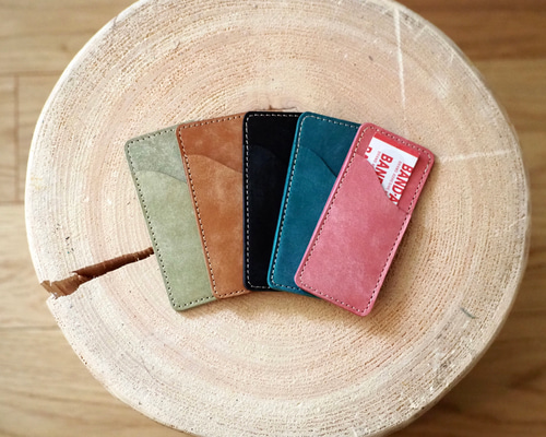 革の絆創膏ケース バンドエイド イタリアンレザー 牛革 ポーチ THREE