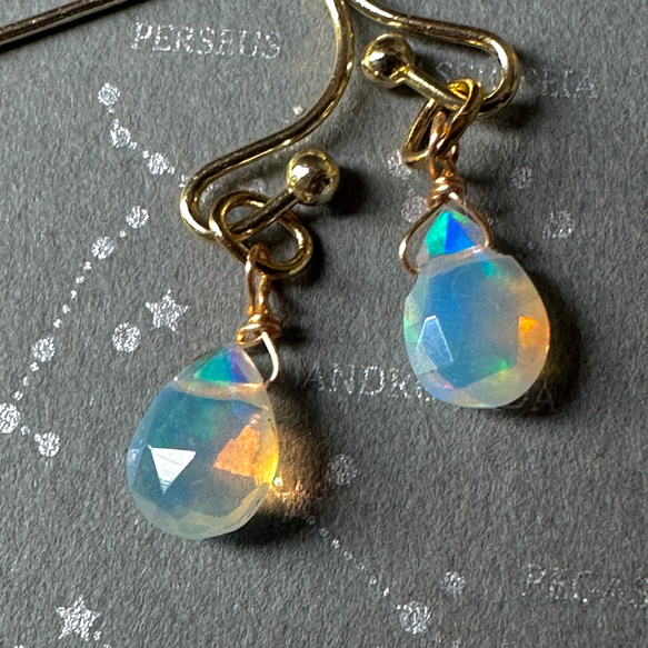 遊色しっかり　オパール　小粒カットあり雫　14kgf ピアス　イヤリング変更可能 7枚目の画像