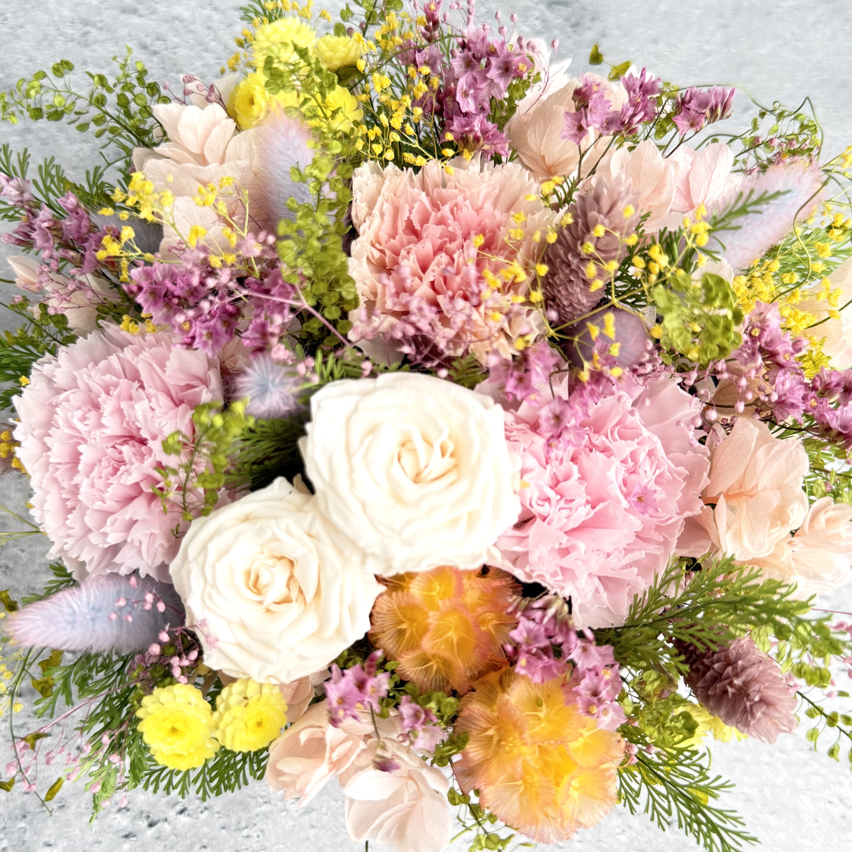 【母の日ギフト】リバティボックスフラワー ローズとカーネーション、小花のガーデンフラワー