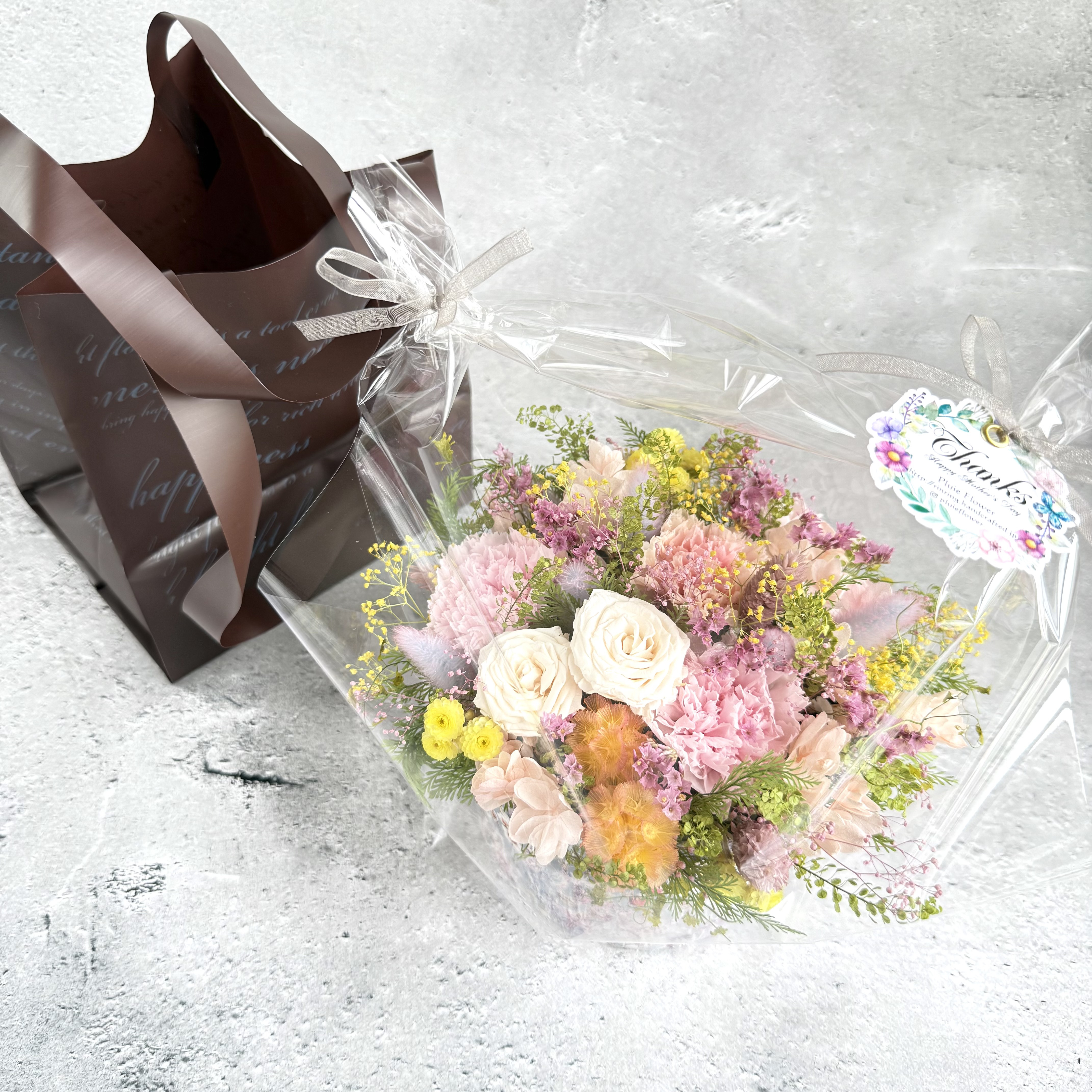 【母の日ギフト】リバティボックスフラワー ローズとカーネーション、小花のガーデンフラワー