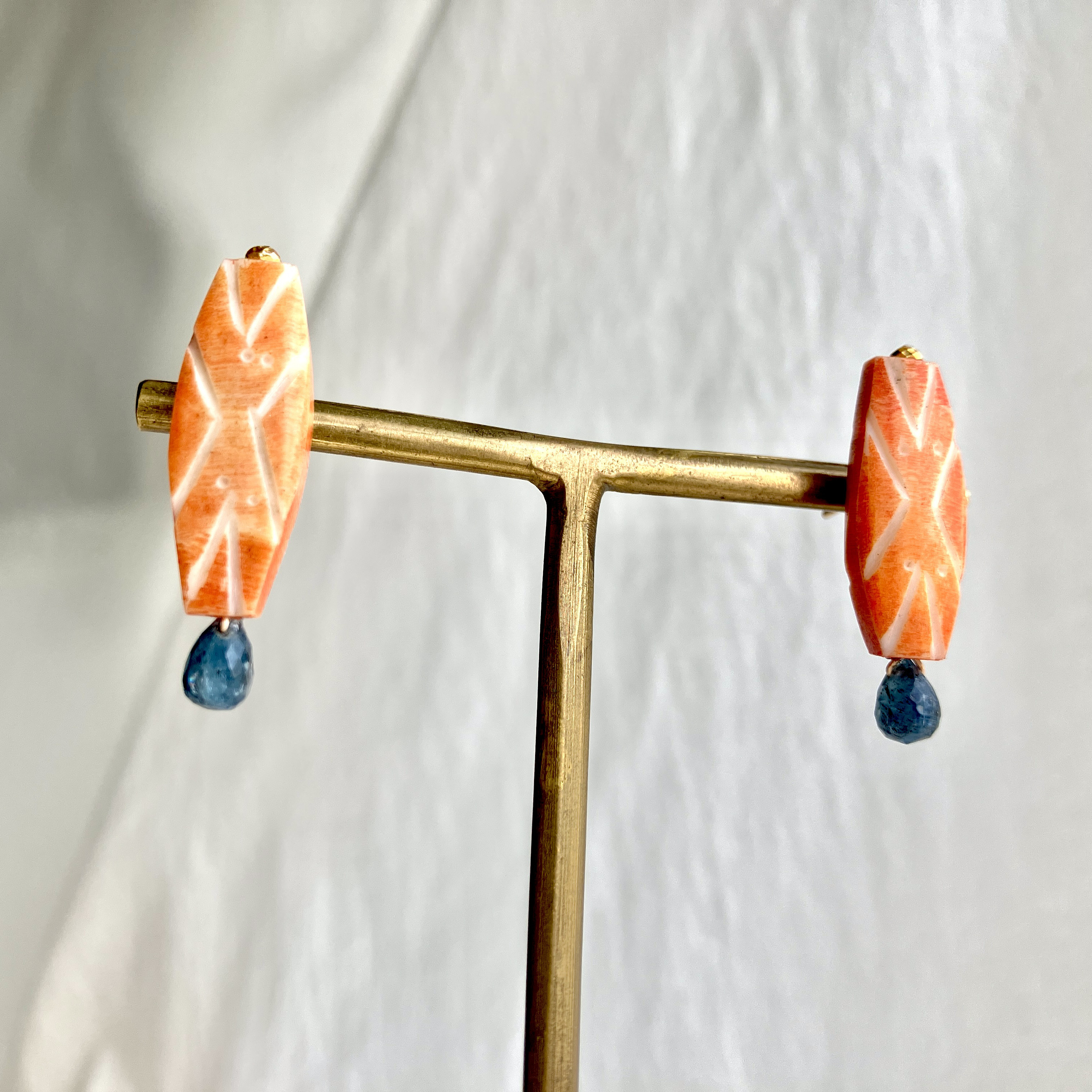 Surfing　波乗り　　K１４gfスタッドピアス　１点もの