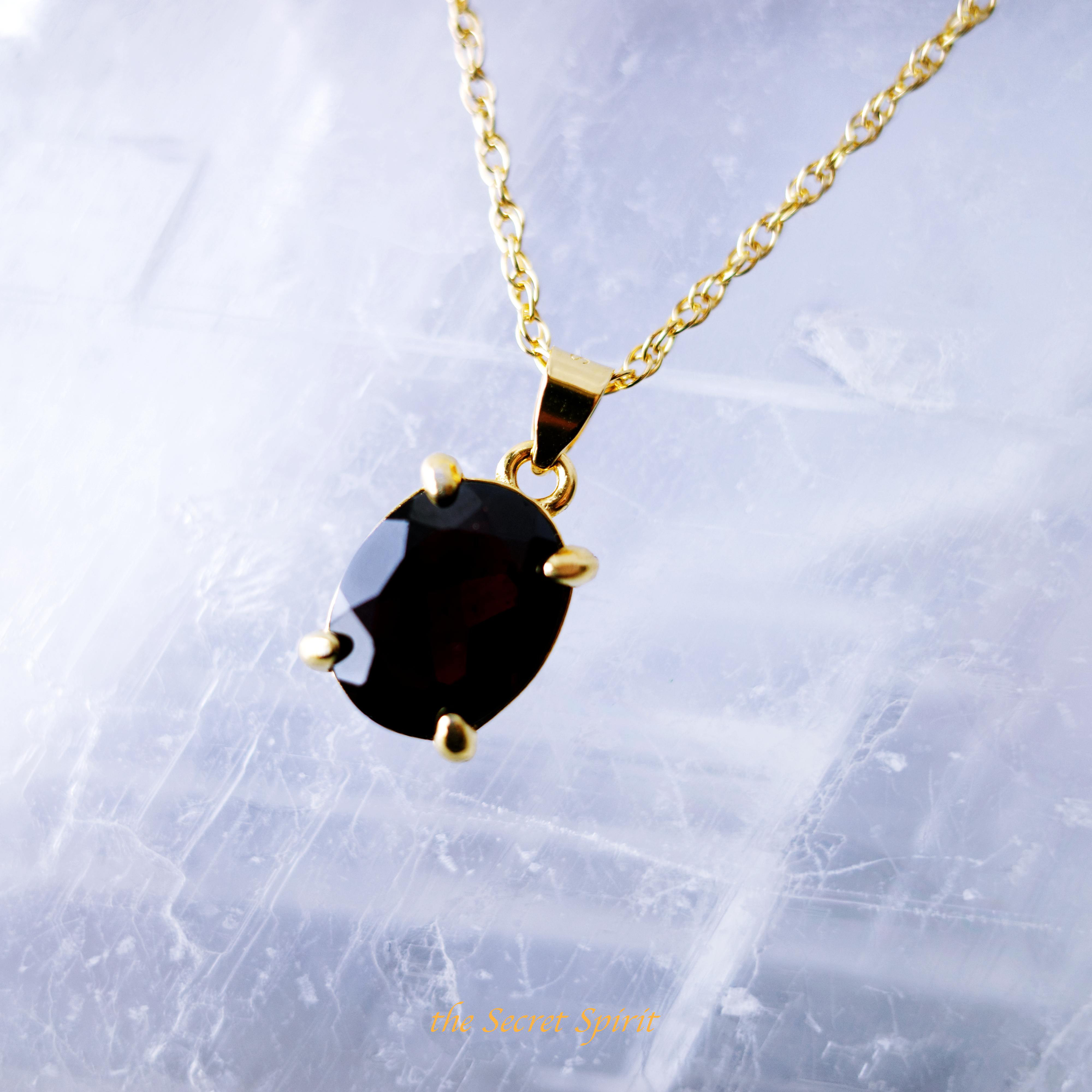 【活力をもたらす】ガーネットの14Kgfネックレス