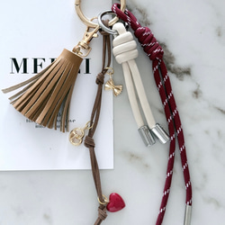 ☆象牙小根付 正絹紐 フクロウ（作家物）Y-1 ※※ キーホルダー 石橋象牙