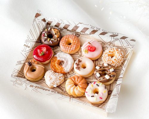 【オーダー受付中】ミニチュア　クリスマスのおやつドーナツセット オーダー受付中】ミニチュア クリスマスのおやつドーナツセット 得価