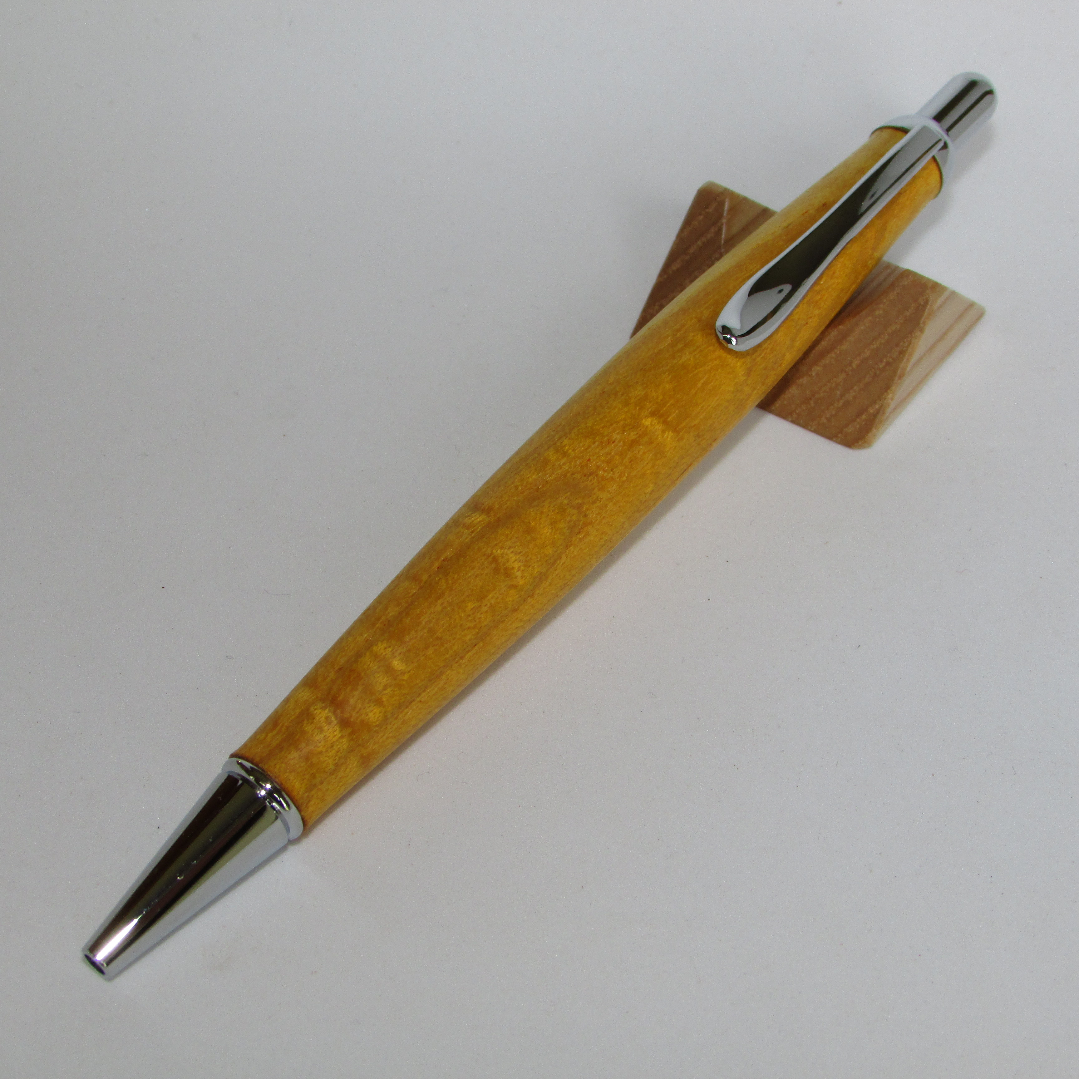 木軸ボールペン　ニガキ　[木 GLOW PEN]