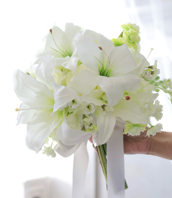 カサブランカホワイトブーケ ウェディングブーケ ブートニアセット 白  