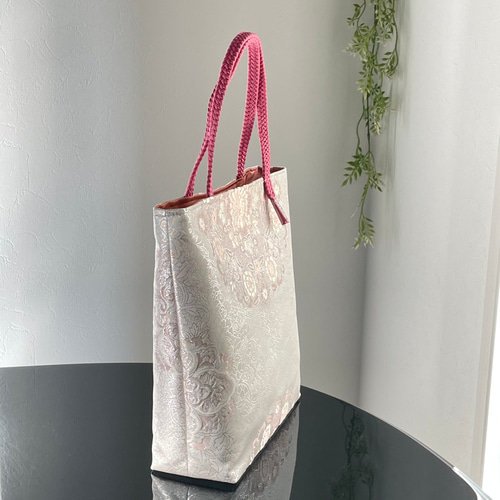 帯リメイクバッグ ピンクの華文様 B5サイズ 和装バッグ 帯バッグ