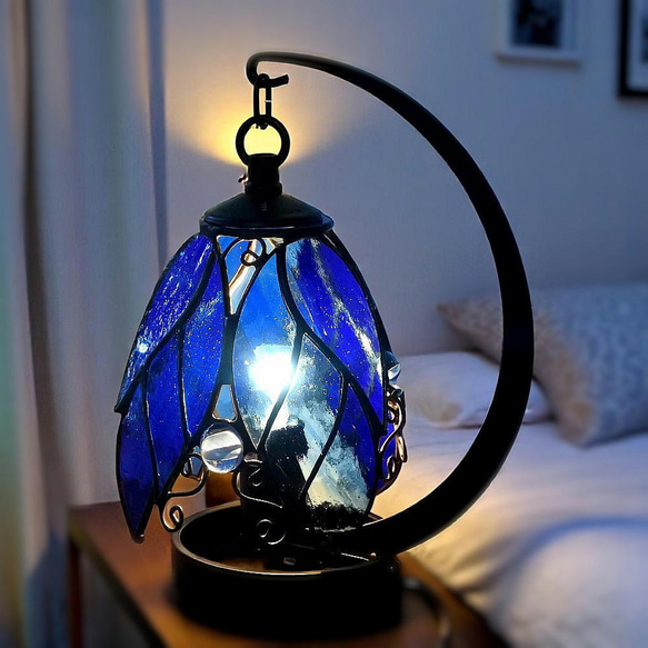 青い天使のハンギングランプ 吊り下げ ステンドグラス 照明 ギフト 3枚目の画像