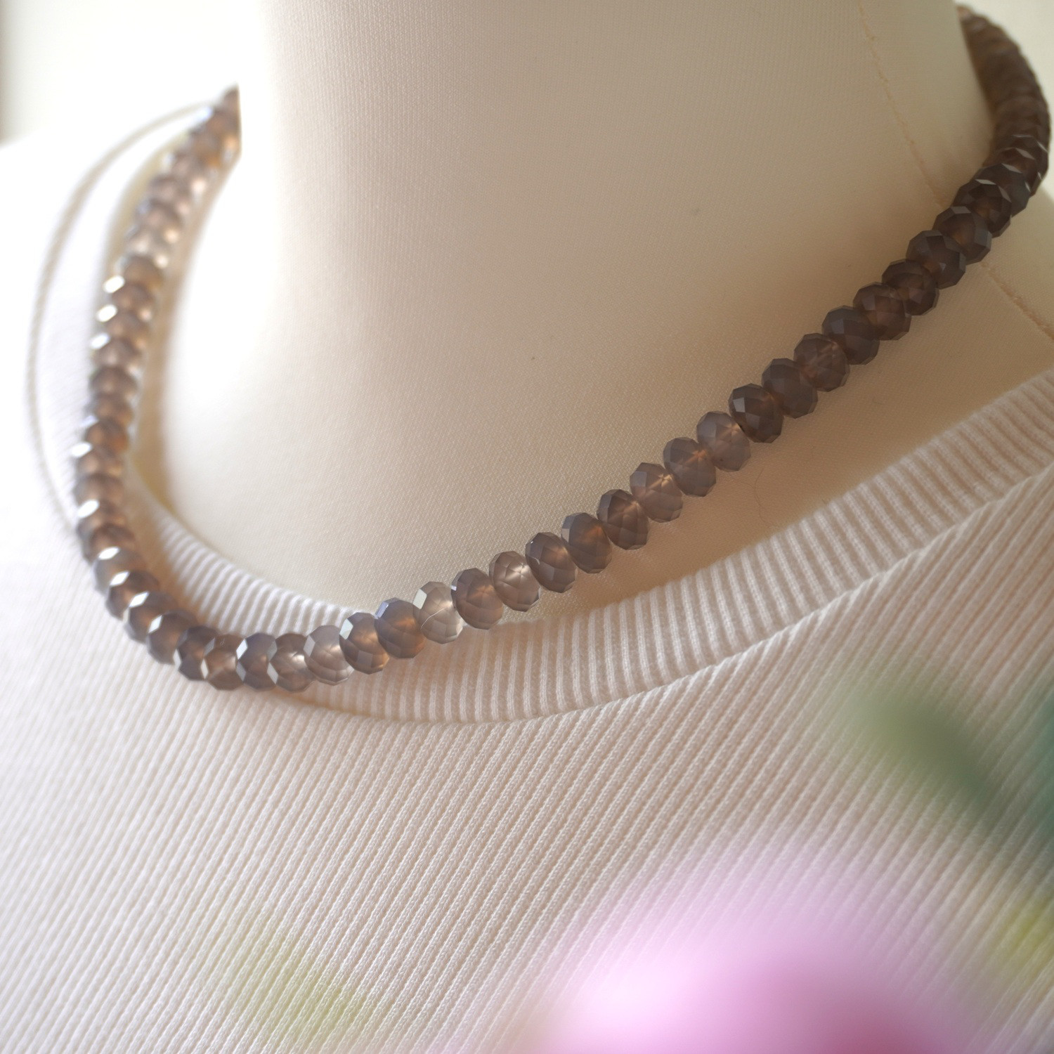 【魔を弾く】グレーオニキスのシンプルネックレス