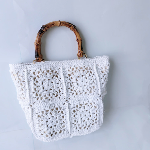 ハンドメイド　総絞り模様　バンブー持ち手 ハンドバッグ ハンドメイド 総絞り模様 バンブー持ち手 ハンドバッグ 上品