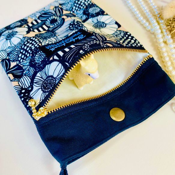 ＊スマホショルダー＊スマホポーチ＊コサッシュ＊北欧風＊花柄 4枚目の画像