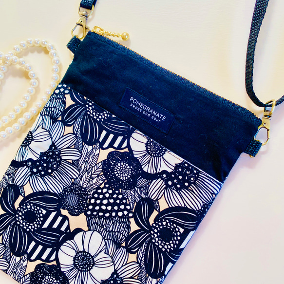 ＊スマホショルダー＊スマホポーチ＊コサッシュ＊北欧風＊花柄 7枚目の画像