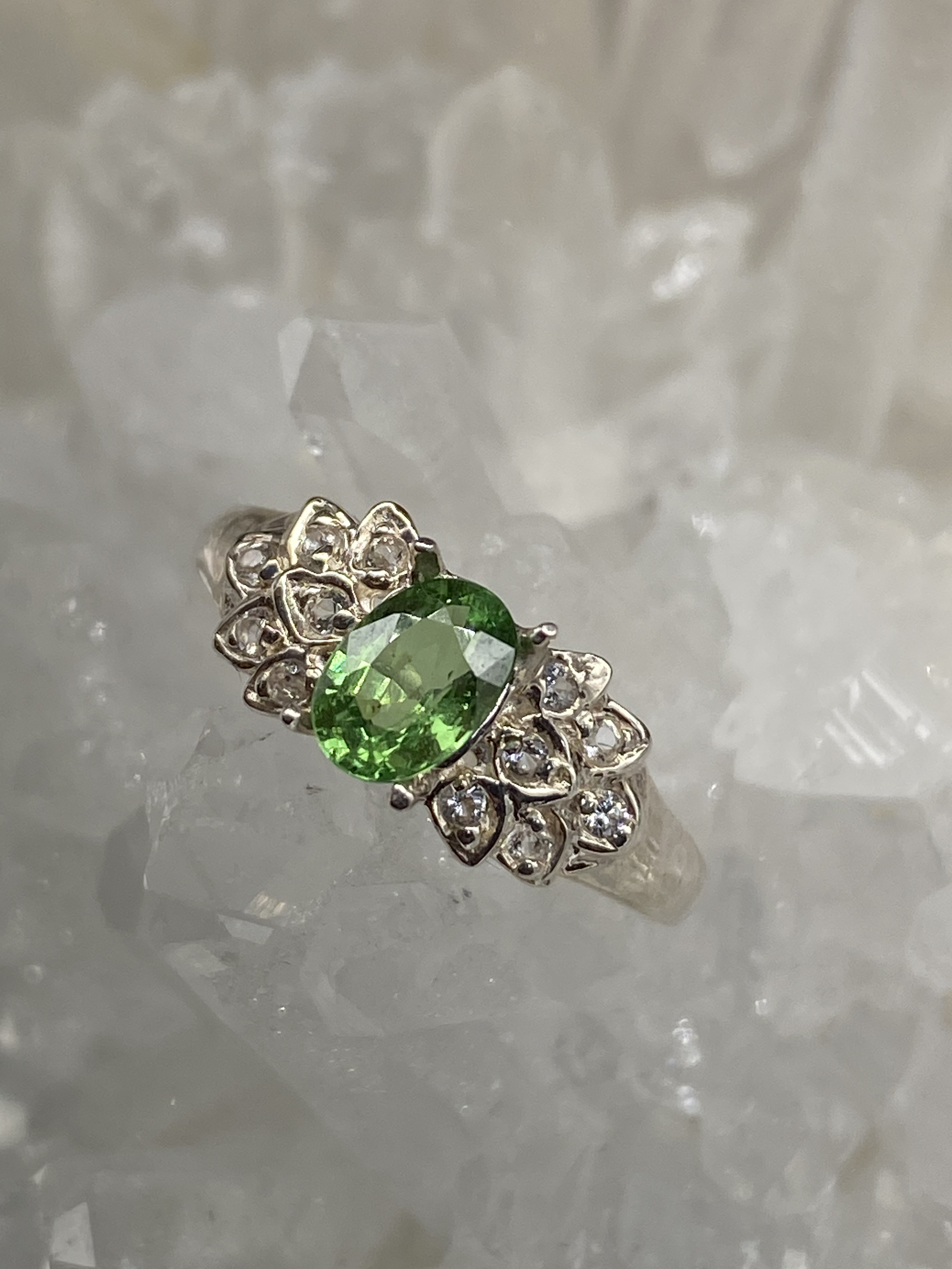 ☆SO☆ツァボライト（グリーンガーネット 0.73ct）のリング