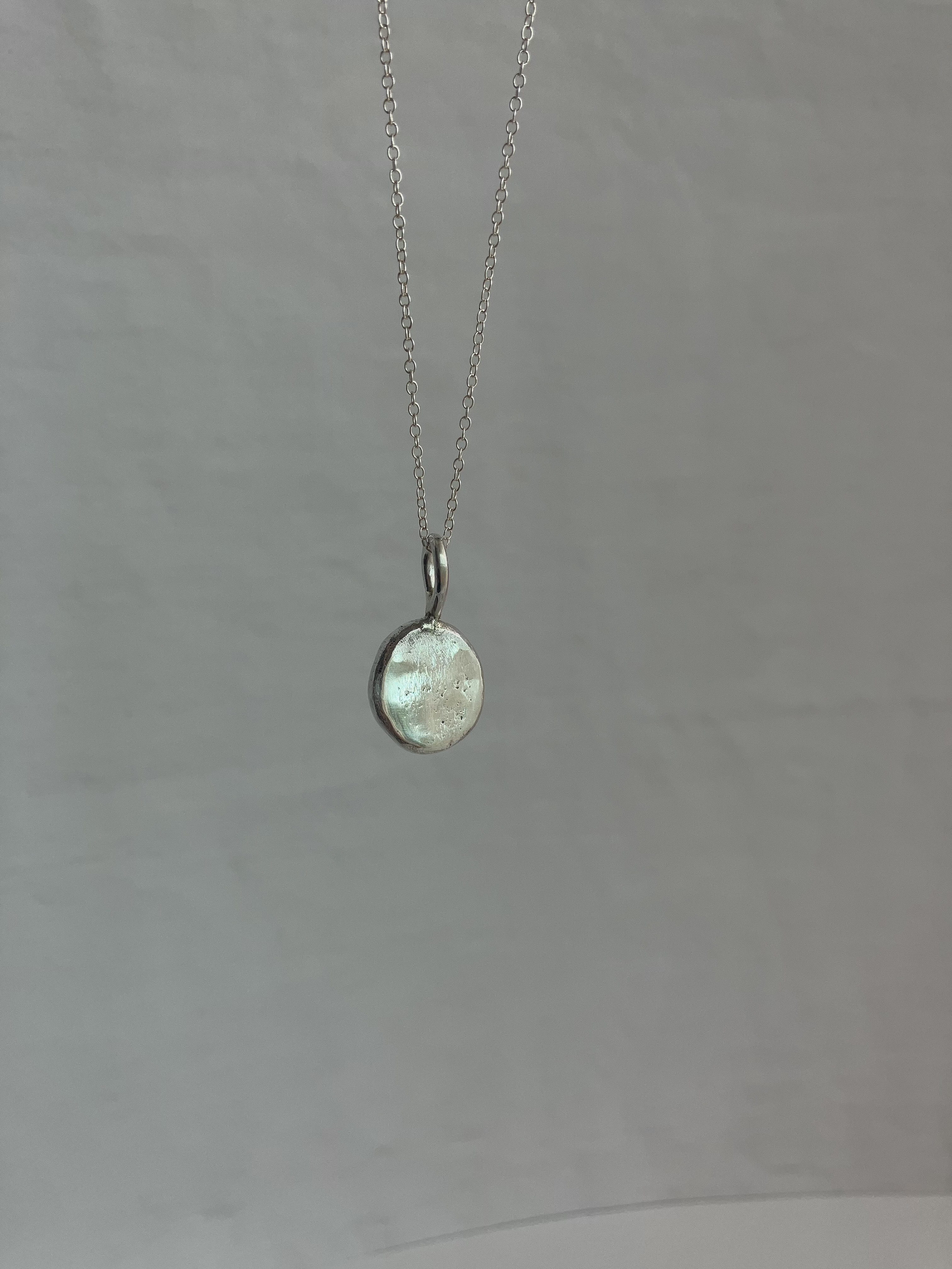 溶かしたsilver オーバル　ペンダント　ネックレス　ペンダント　シルバー　silver950 取り外し可