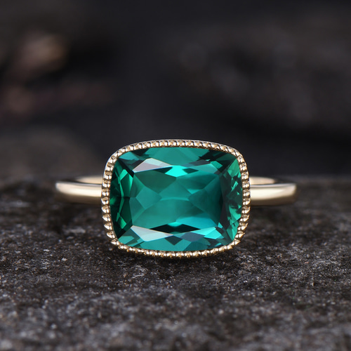 ヴィンテージ 5月誕生石 エメラルドリング ソリティアリング イエロー