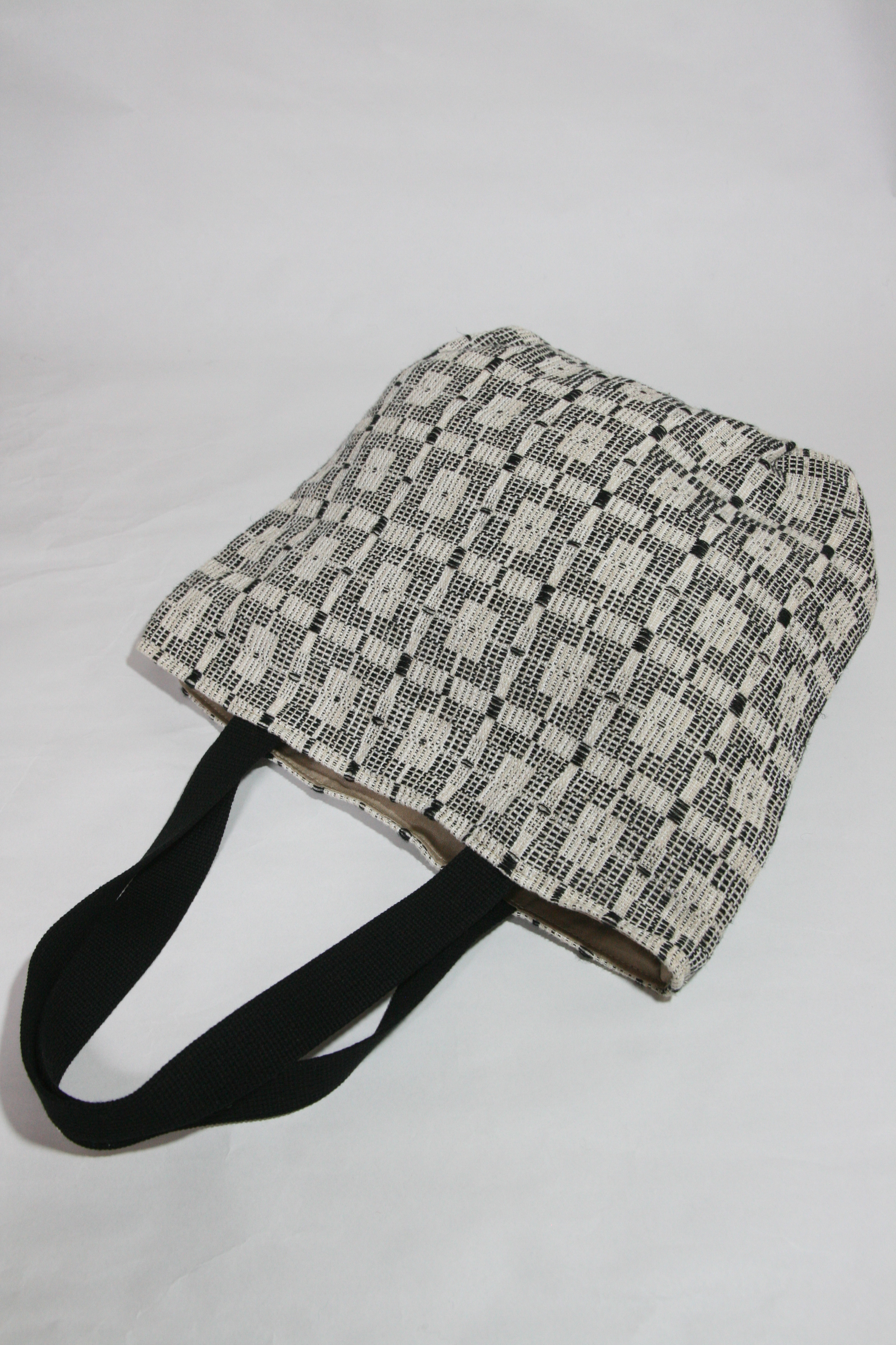 洗える!北欧手織りトートバッグ(黒)(やわらか) 洗える!北欧手織りトートバッグ(黒)(やわらか)