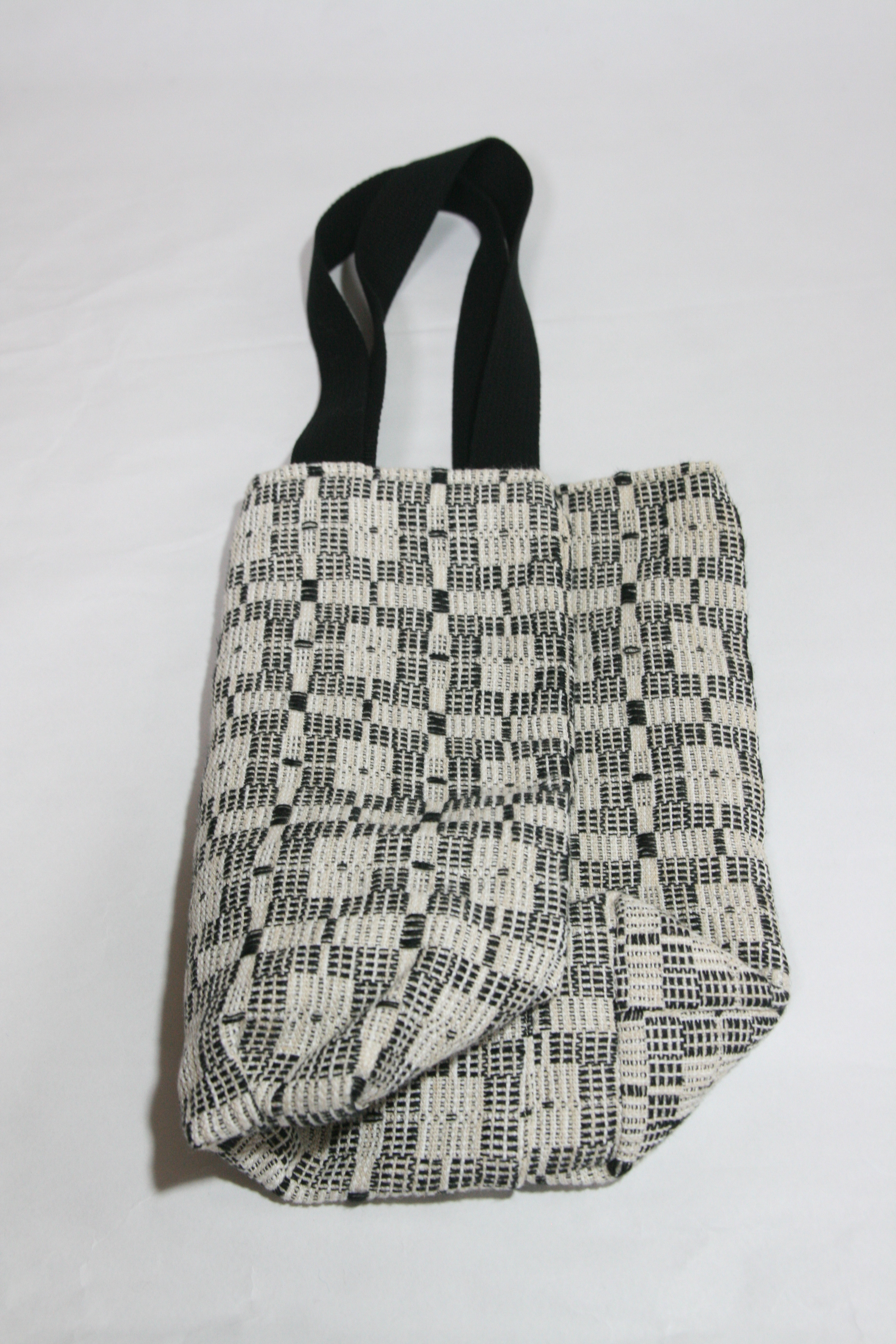 洗える!北欧手織りトートバッグ(黒)(やわらか) 洗える!北欧手織りトートバッグ(黒)(やわらか)