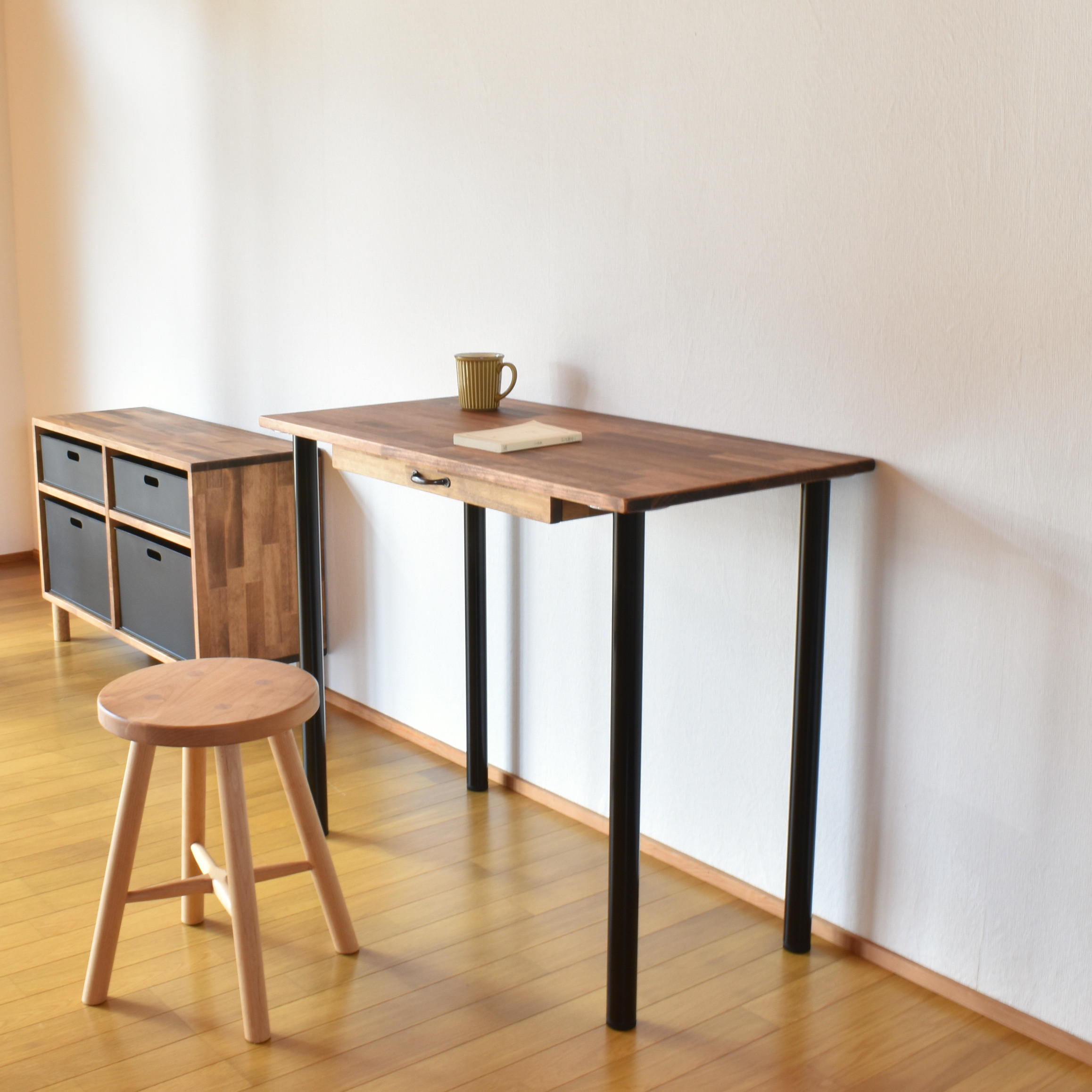 整う暮らしに片付くデスク