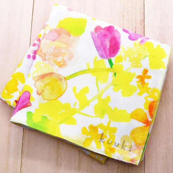 kuuki　Wガーゼハンカチ（flower） 1枚目の画像