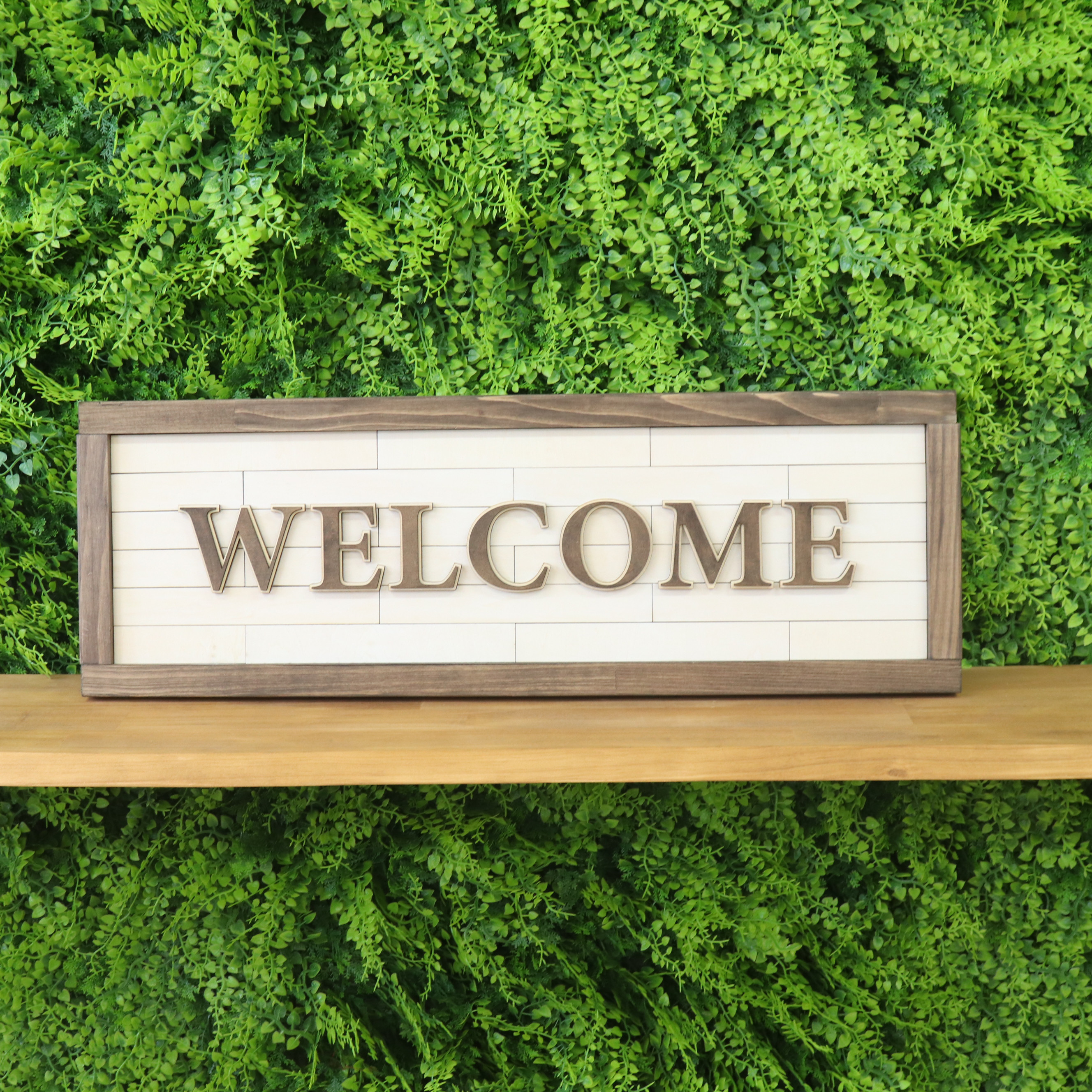 空間に彩りを添える 木製ウェルカムボード【LED照明オプション付き】
