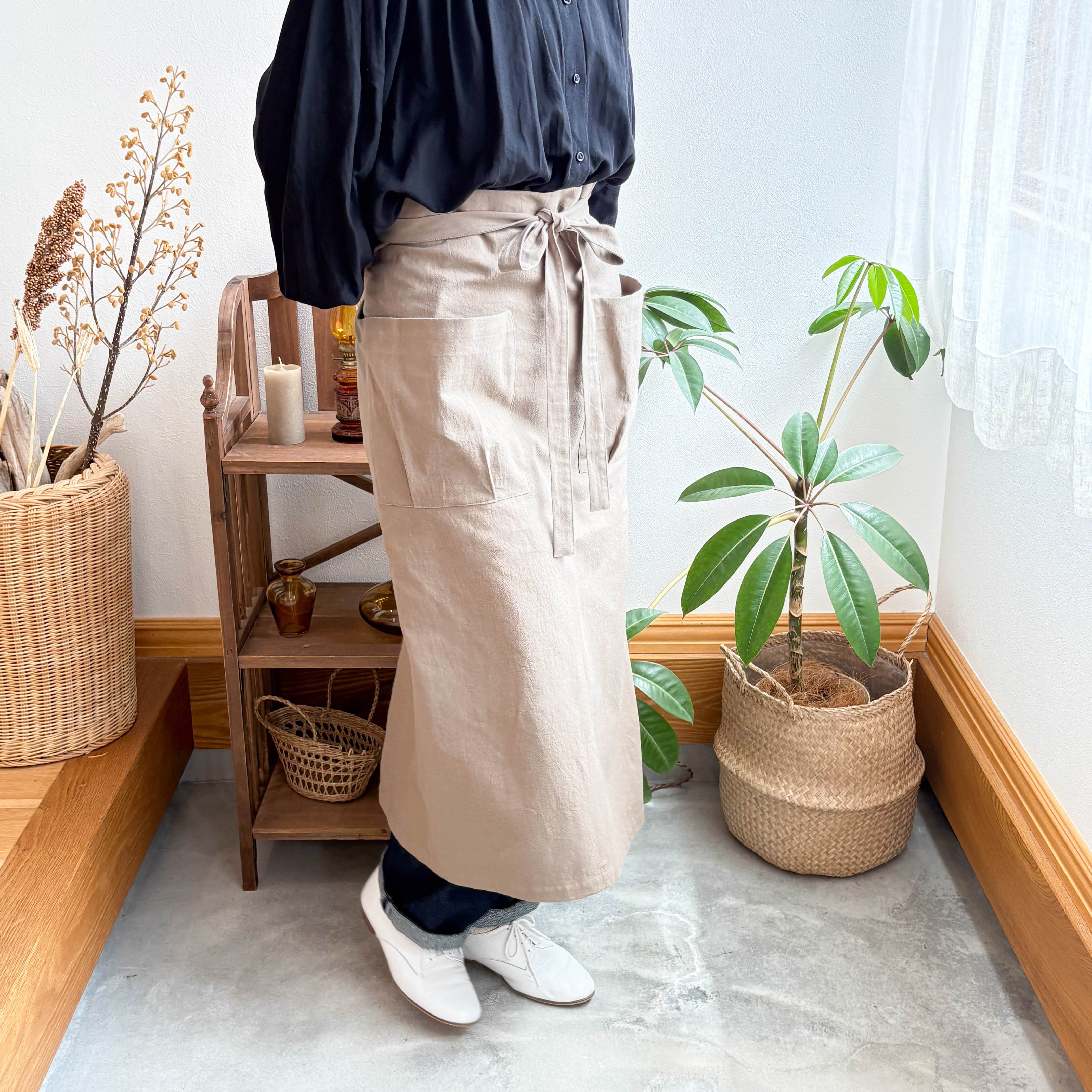 ギャルソンエプロン（80cm丈）カフェスタイルの腰巻きコットンエプロン＊大人用　ライトブラウン