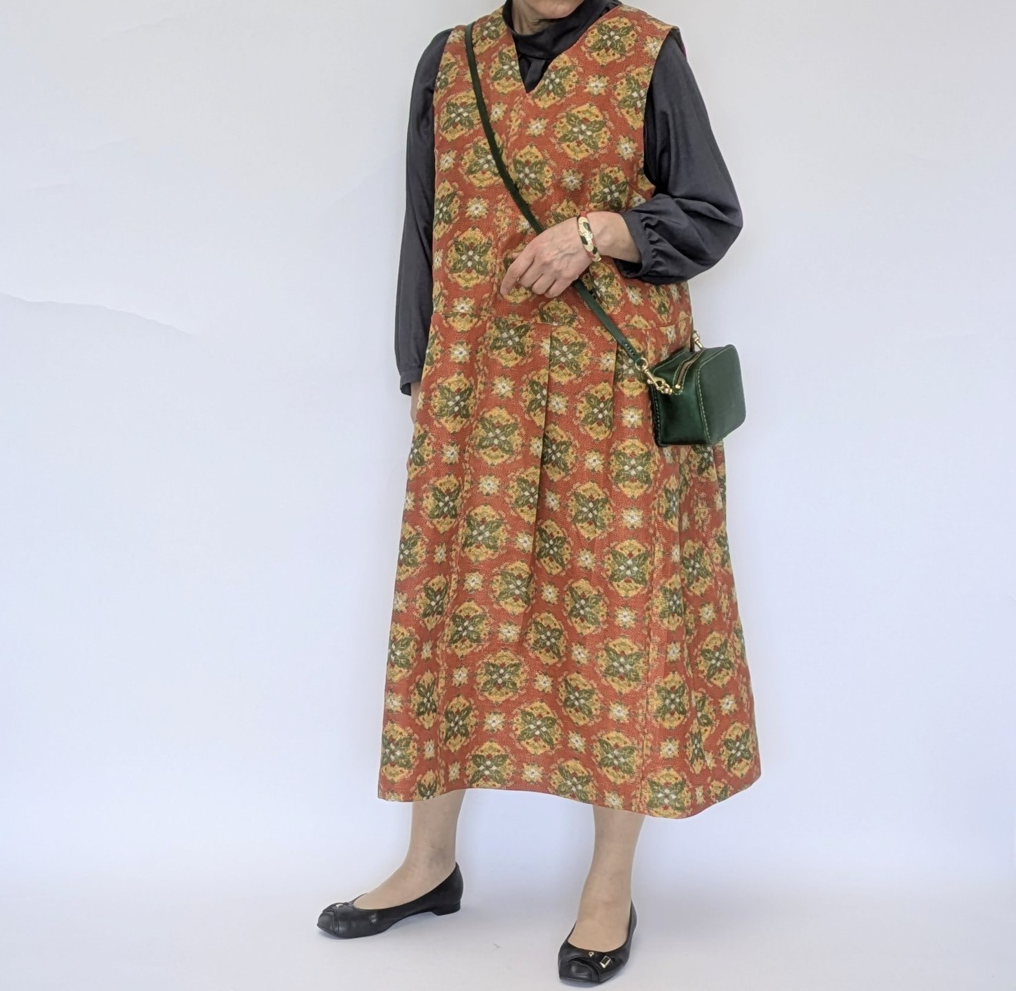 着物リメイク 紬 絹 ジャンパースカート 一枚でワンピースとしても