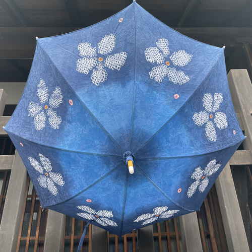 有松絞り日傘 〜三浦しぼり 花 ブルー〜 傘・日傘 絞り染めしぼるん