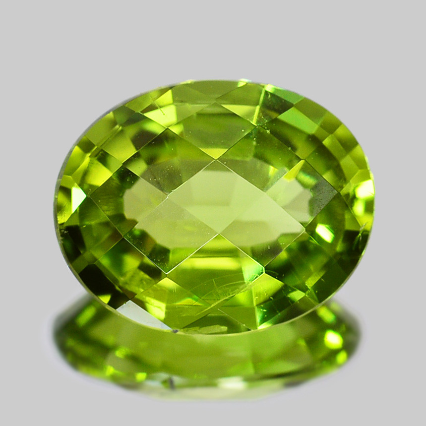 加工OK ペリドット 1.32ct ルース  チェッカーカット オーバル