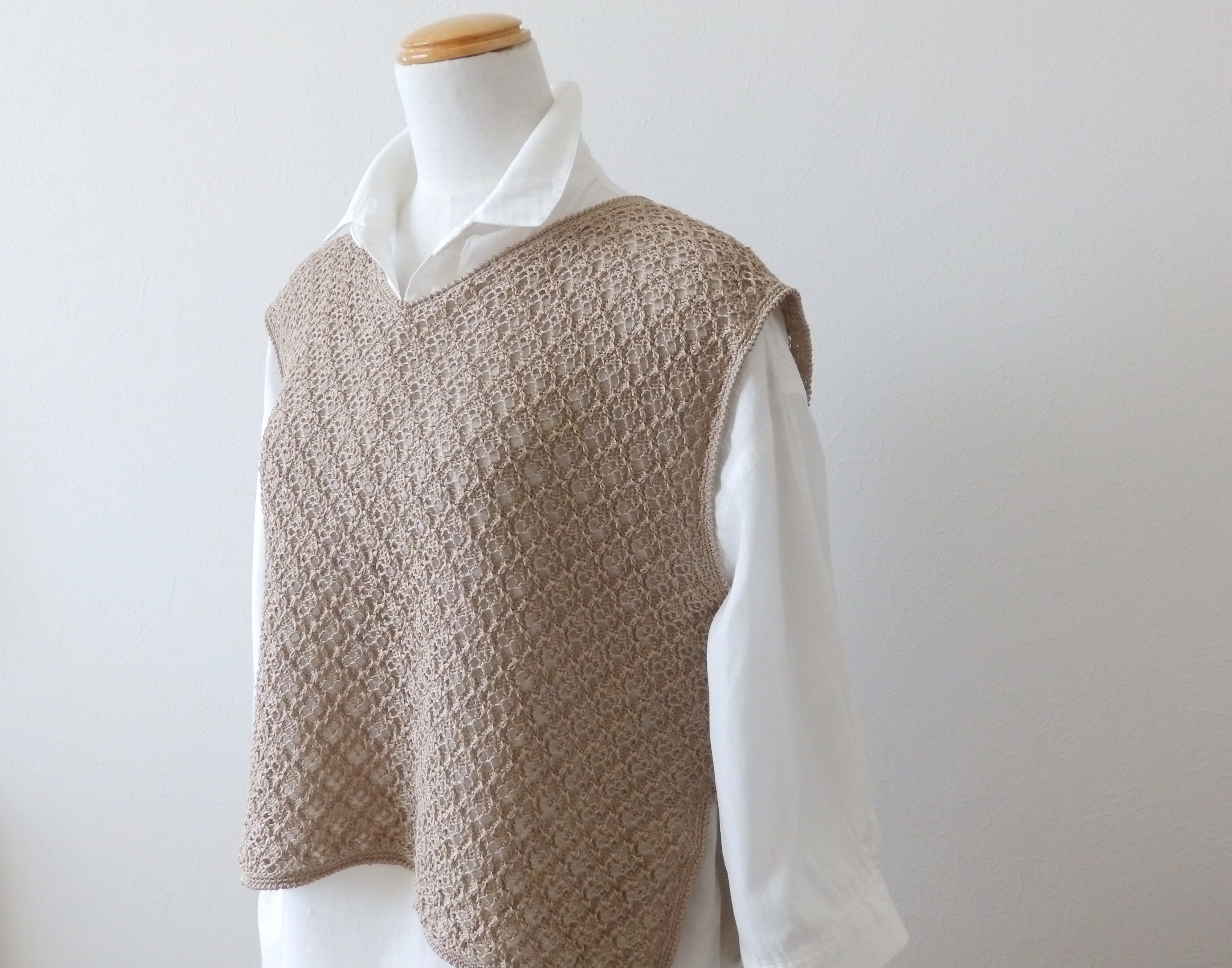 コットンとシルクのショートベスト