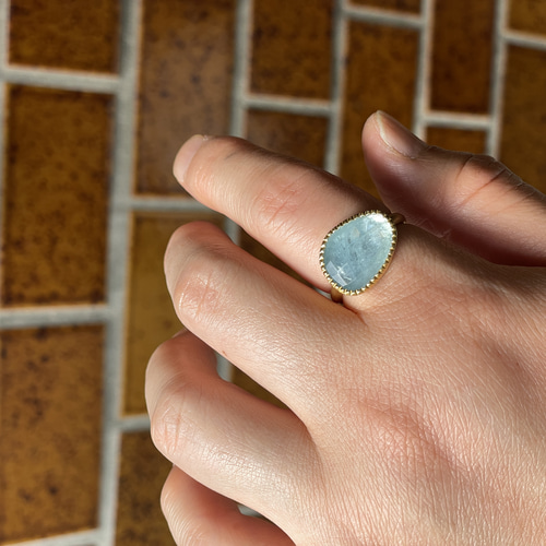 アクアマリン ラフチェッカーカット 丸っぽい変形三角 ミル