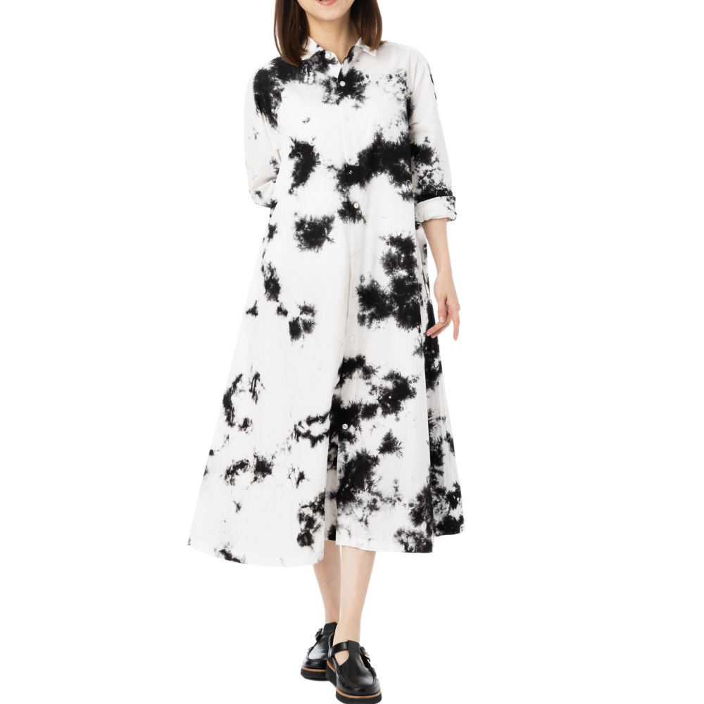上品な黒染めロングシャツワンピース 黒霧 大人のワンピース 【伝統工芸の技法で職人が染めました】