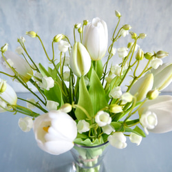 リアル造花チューリップとスズランのブーケアレンジ【花瓶別売り】 9枚目の画像