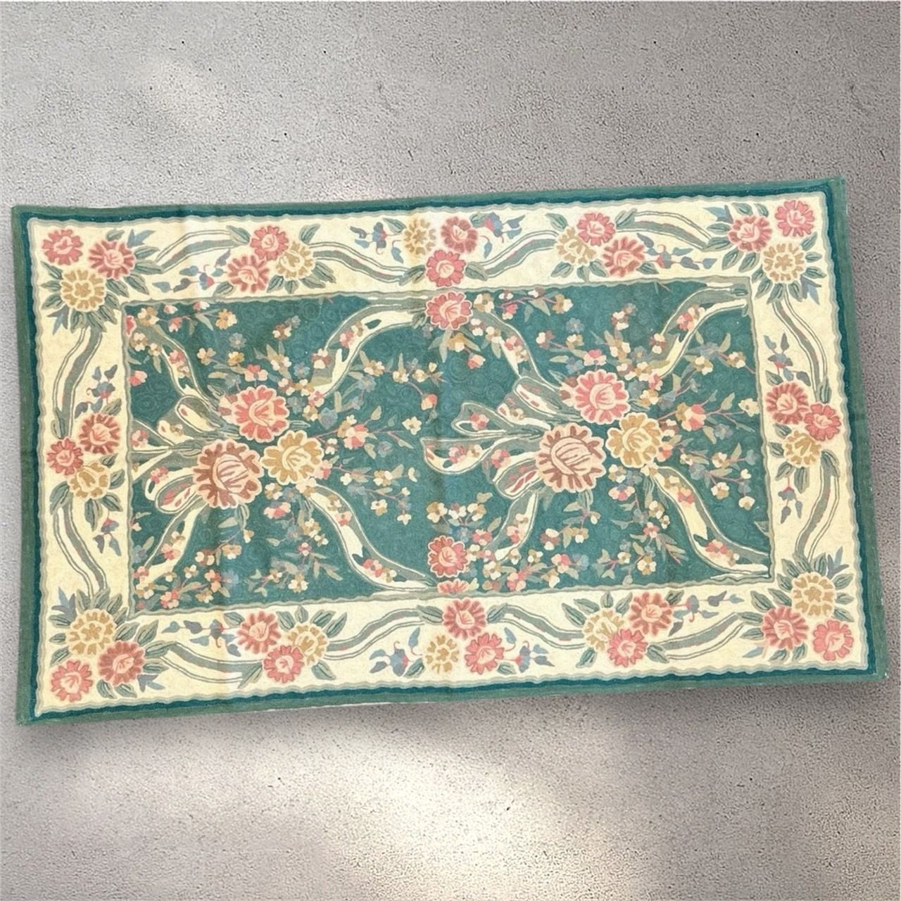 タペストリー 壁掛け シルク刺繍 手刺繍 花 ハンドメイド ラグ ラグマット ハンドメイド 一点もの フローラル