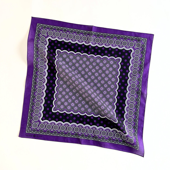フランスヴィンテージ柄大判〈ガーゼ〉ハンカチーフ（Royal PURPLE