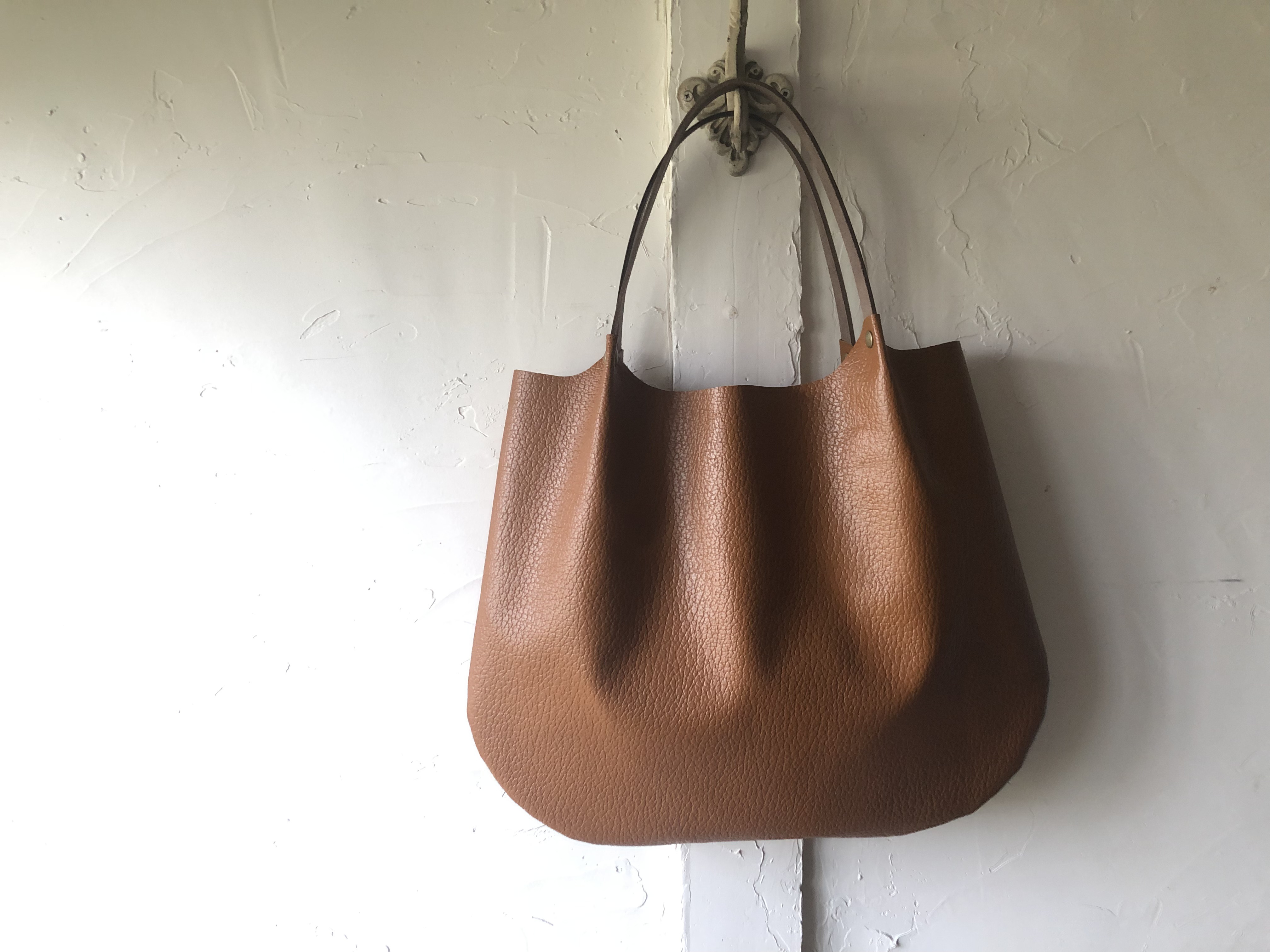 日本製　コロンと本革トートバッグ3L ：キャメルブラウン