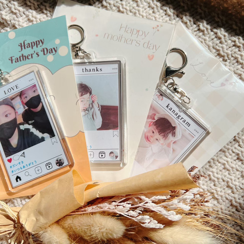 キーホルダー 【インスタ風】 プチギフト ギフト フォトキーホルダー