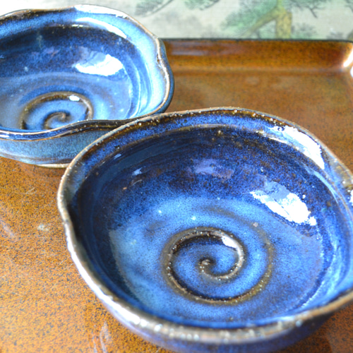新着！】 小鉢2個セット(コスモブルー)渦巻 鉢 ☆萩焼き 陶器 お椀