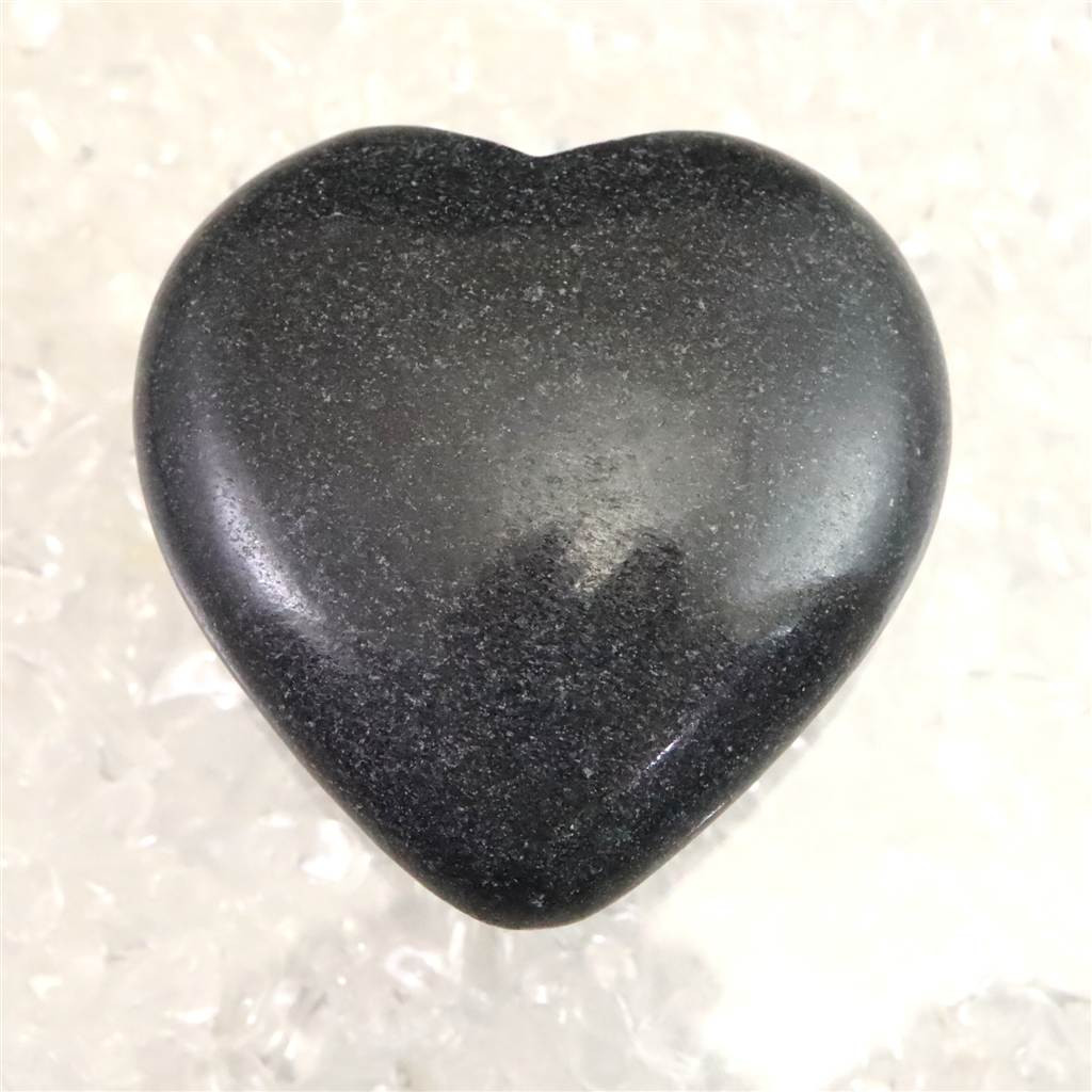 H&E社 ブラックアゼツライト 40mmハート  31.2g #13700